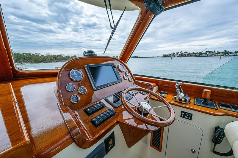 Biologic Yacht Photos Pics 