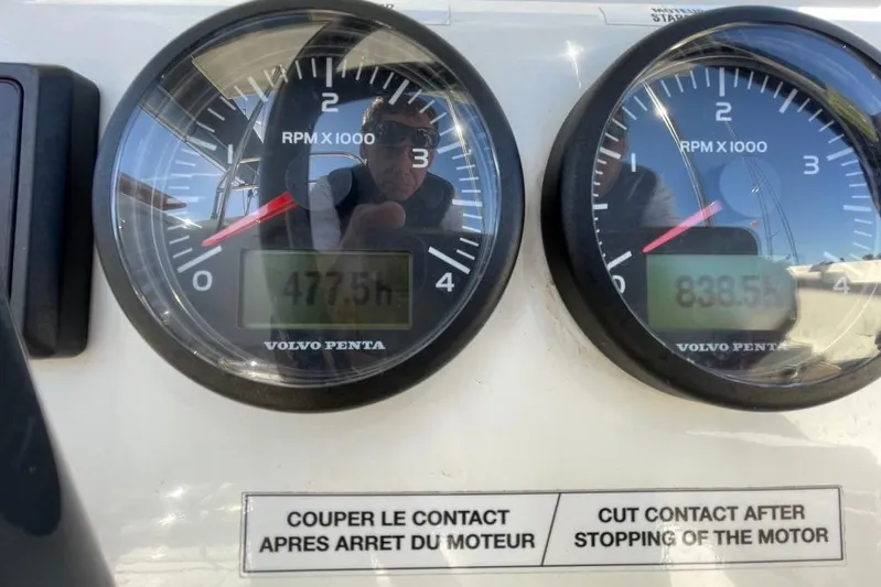 Spirit Of Ecstacy Yacht Photos Pics Close-up of Volvo Penta RPM gauges on 2023 Fountaine Pajot Tanna 47 yacht.