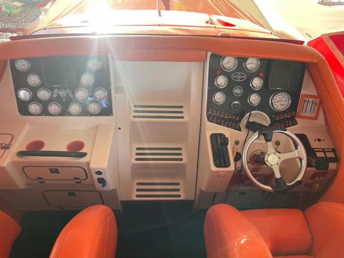 Driven Yacht Photos Pics 