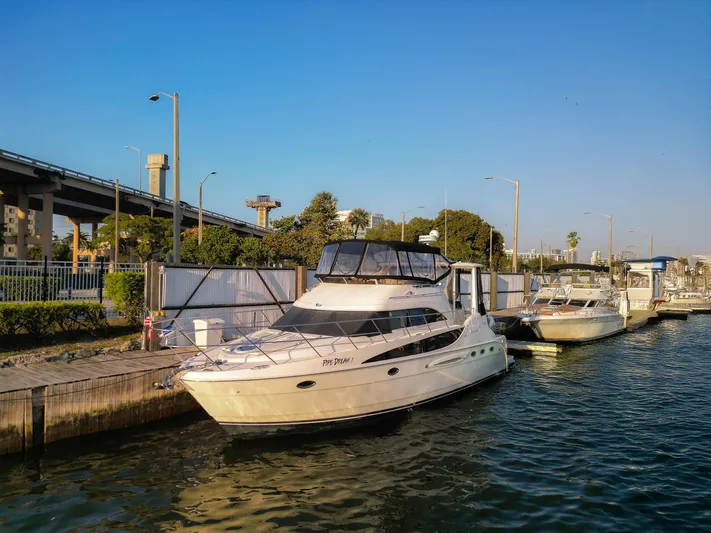 Pipe Dream Yacht Photos Pics 