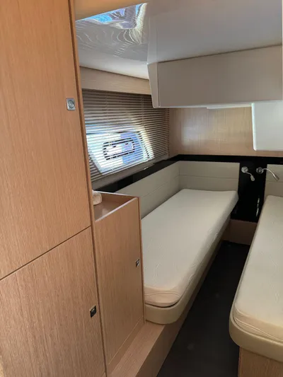 Lady V Yacht Photos Pics 2024 Bavaria Virtess 420 Fly cabin interior with modern wood finish and twin beds.