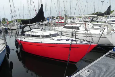 1980 Standfast Loper 27