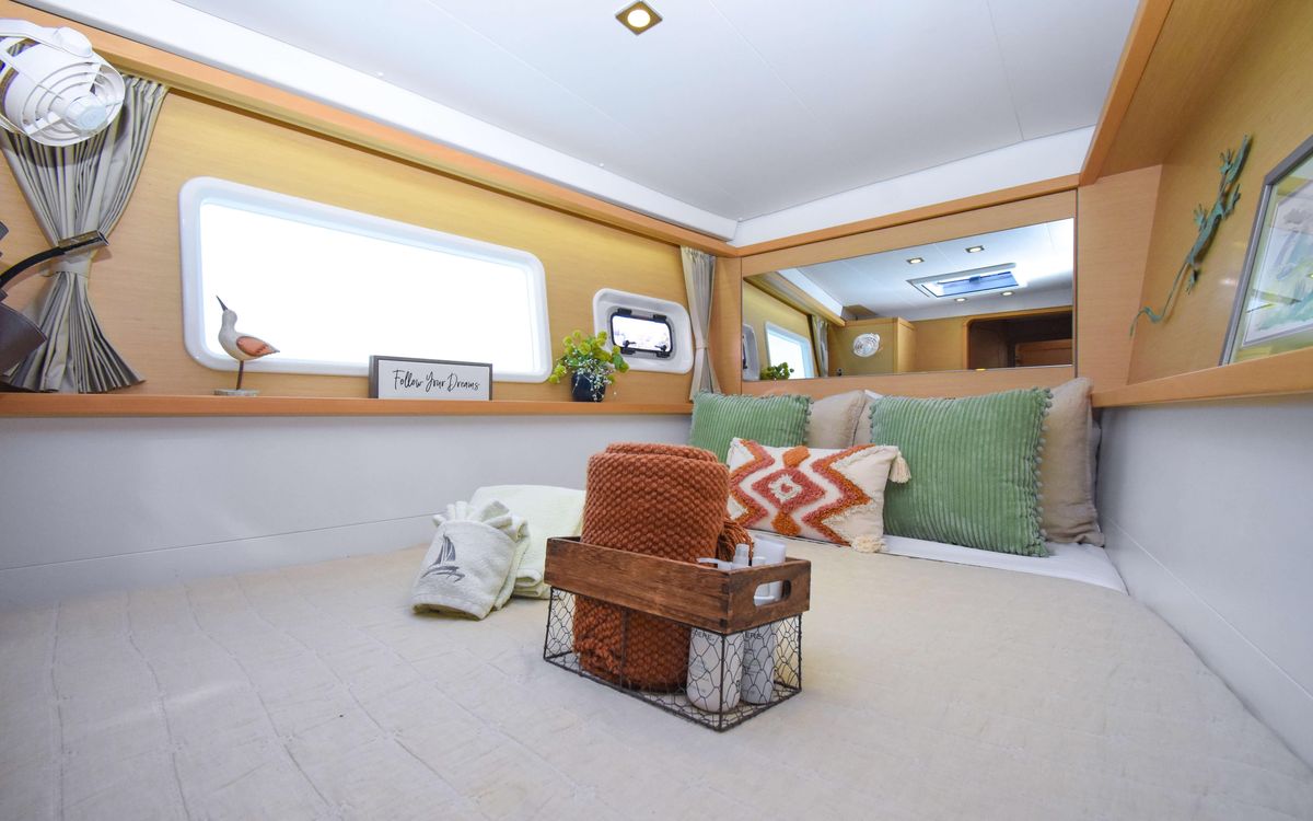 2015 Lagoon 45 