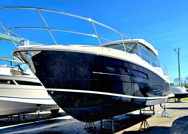  Yacht Photos Pics 2021 REGAL 38 XO - Image 6