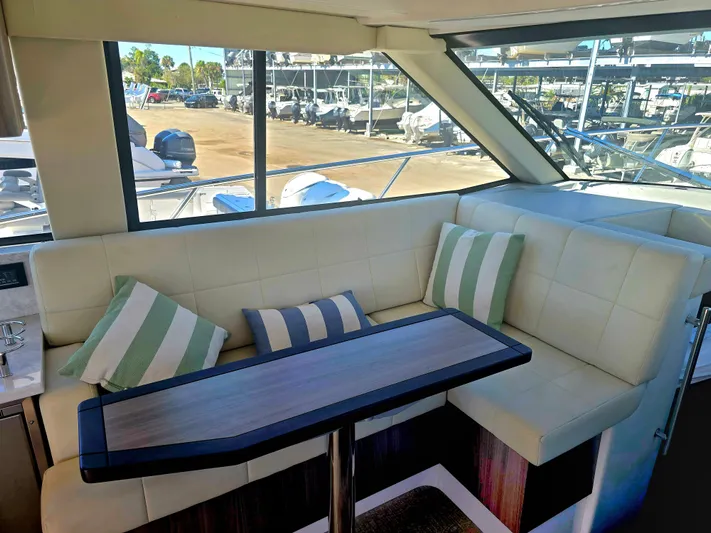  Yacht Photos Pics 2021 REGAL 38 XO - Image 11