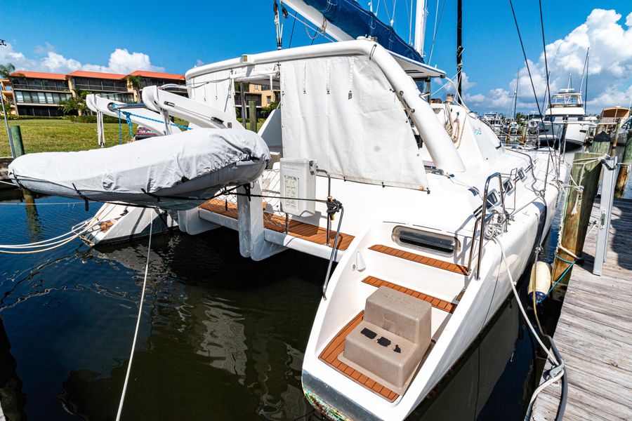 2008 Admiral 38