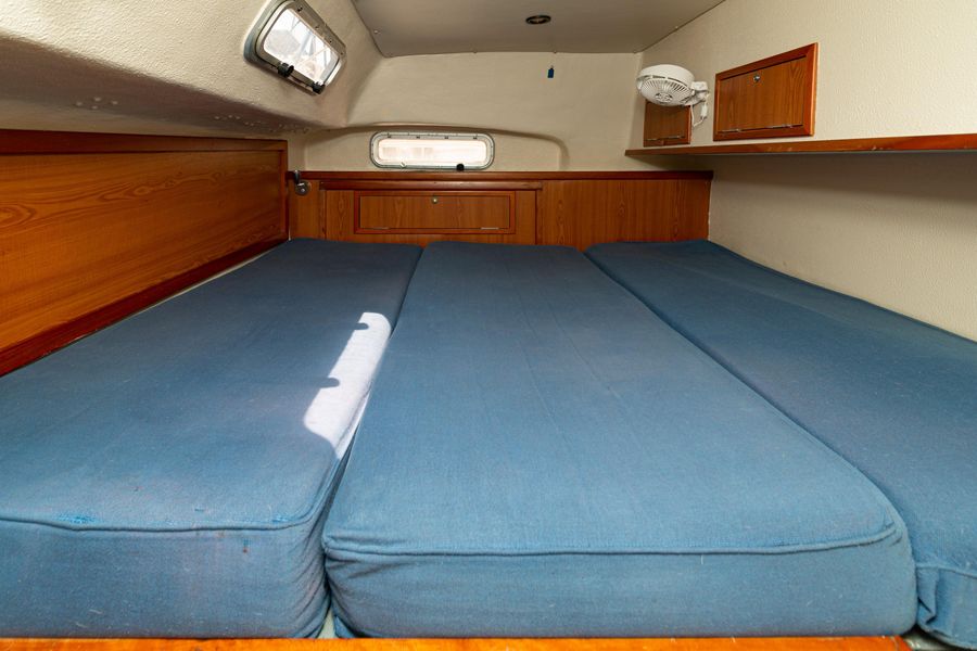 2008 Admiral 38