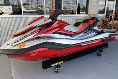 Yamaha WaveRunner FX Cruiser SVHO