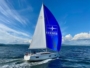 2023 Bavaria C42