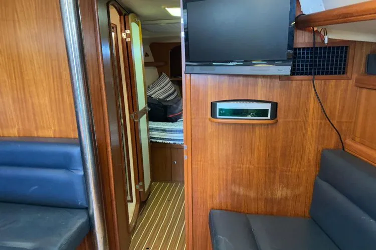 Mischievous Mermaid Yacht Photos Pics 2004 Hunter Aft Cockpit - Image 19