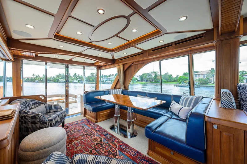 Sandcrab Yacht Photos Pics Sabre 66 SANDCRAB - Salon