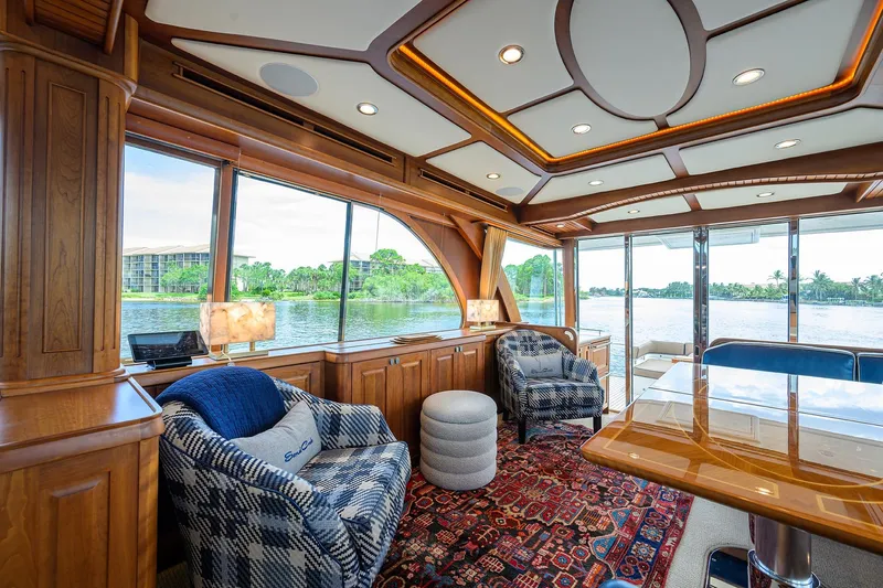 Sandcrab Yacht Photos Pics Sabre 66 SANDCRAB - Salon