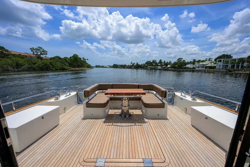 Sandcrab Yacht Photos Pics Sabre 66 SANDCRAB - Aft Deck Seating & Table