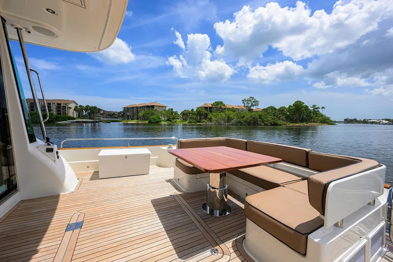 Sandcrab Yacht Photos Pics Sabre 66 SANDCRAB - Aft Deck Seating & Table