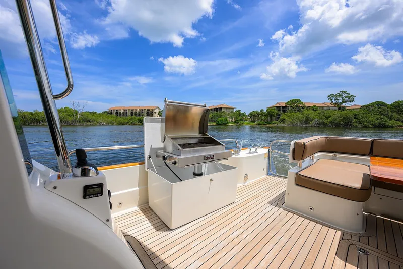 Sandcrab Yacht Photos Pics Sabre 66 SANDCRAB - Aft Deck Grill