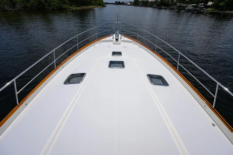 Sandcrab Yacht Photos Pics Sabre 66 SANDCRAB - Bow