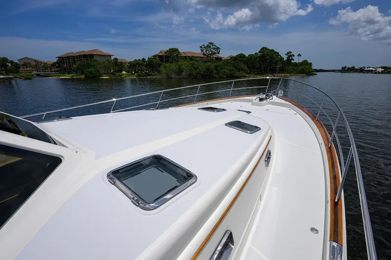 Sandcrab Yacht Photos Pics Sabre 66 SANDCRAB - Starboard Bow