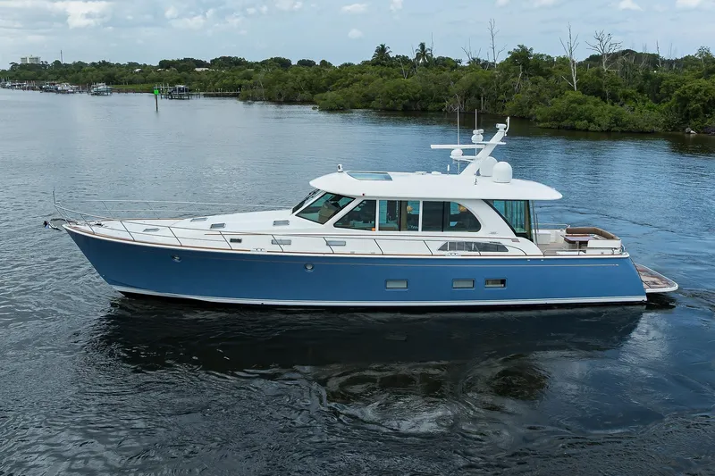 Sandcrab Yacht Photos Pics Sabre 66 SANDCRAB - Port Aft Profile