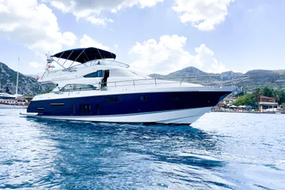 2013 Fairline Squadron 65