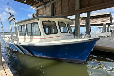 Custom Jefferson Fiberglass - 32 Laffite Skiff