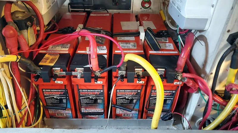 Pelican Yacht Photos Pics House and Main Engine Start Battery Bank