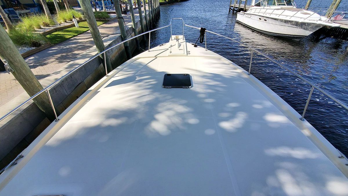 2007 Mainship 43 
