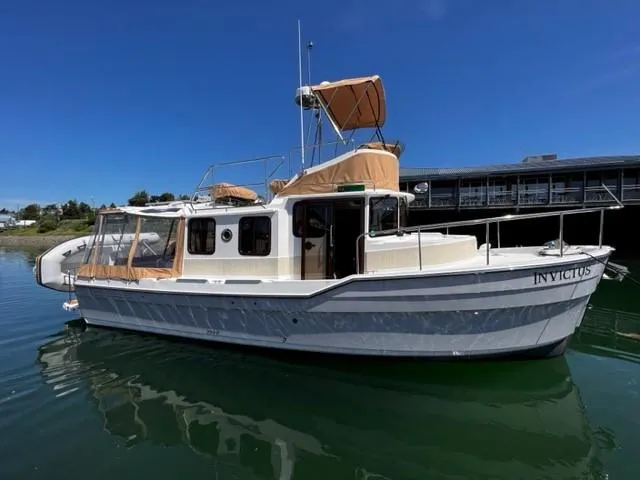 Invictus Yacht Photos Pics 