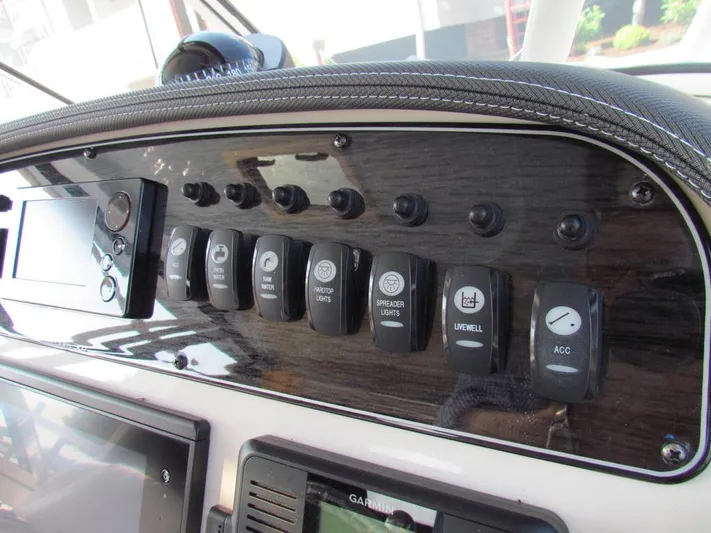 Horse Trader Yacht Photos Pics 