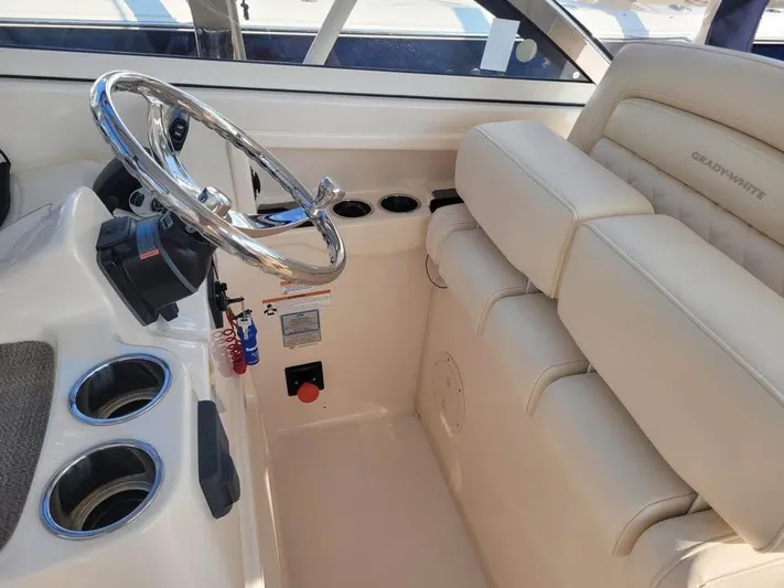 Horse Trader Yacht Photos Pics 