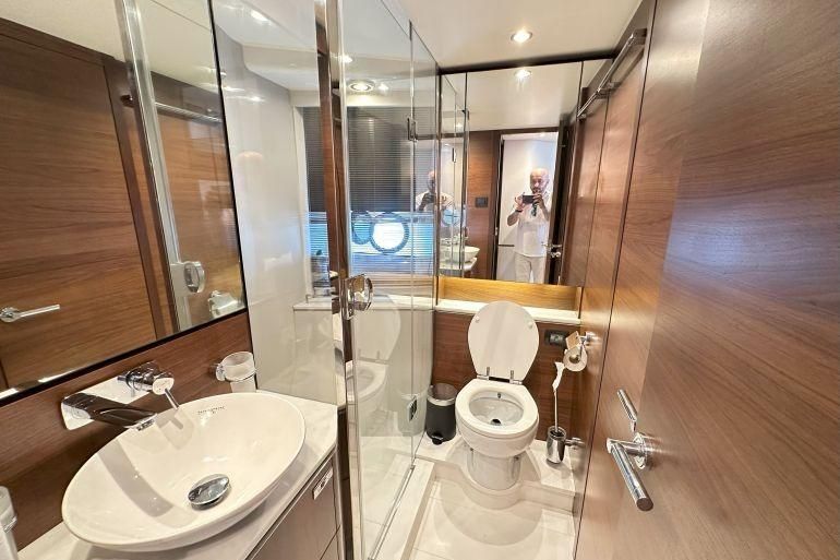 2019 Princess 66 