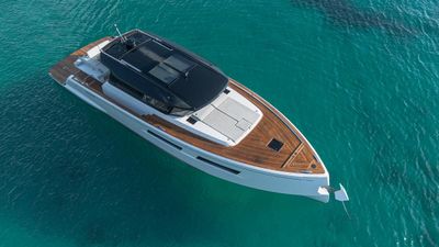 Yacht