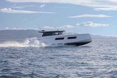 Yacht