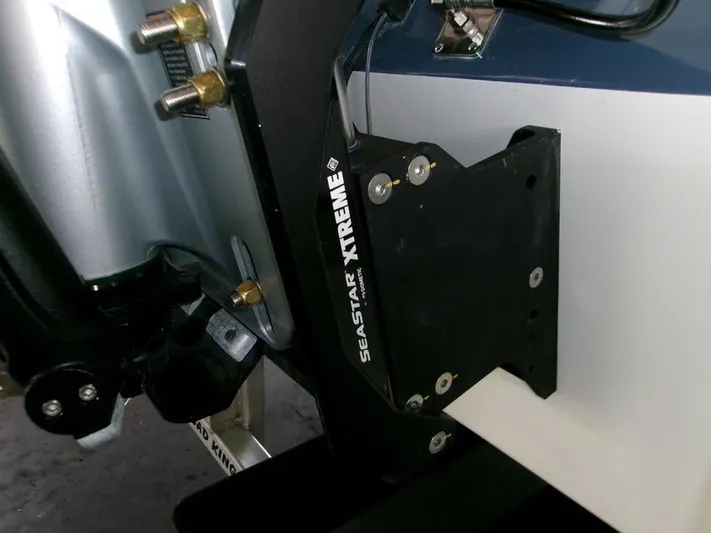  Yacht Photos Pics Close-up of SeaStar Xtreme hydraulic steering on 2026 Blackfin 242 HB boat.