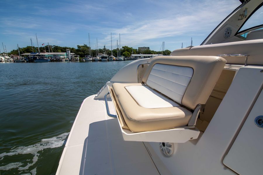 2012 Sea Ray 350 Sundancer