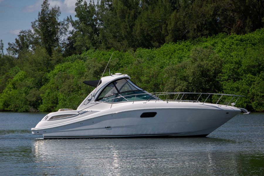 2012 Sea Ray 350 Sundancer