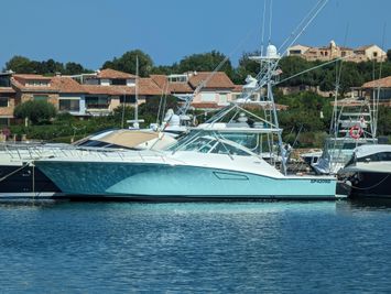 2005 Cabo 45 Express