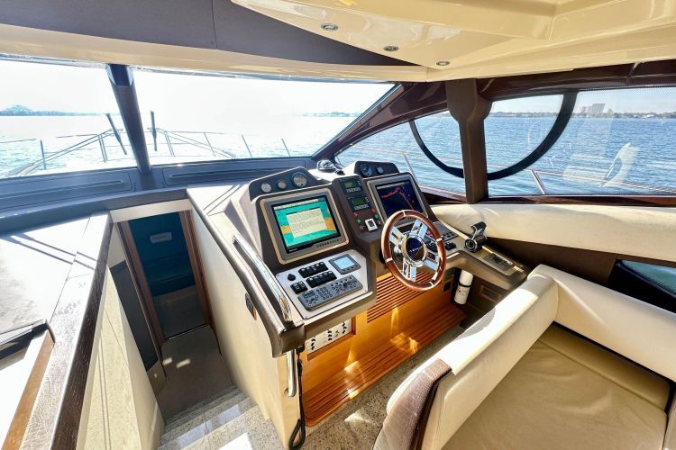 2011 Azimut 53 