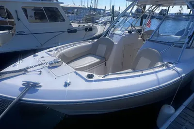 Grady-White Freedom 275