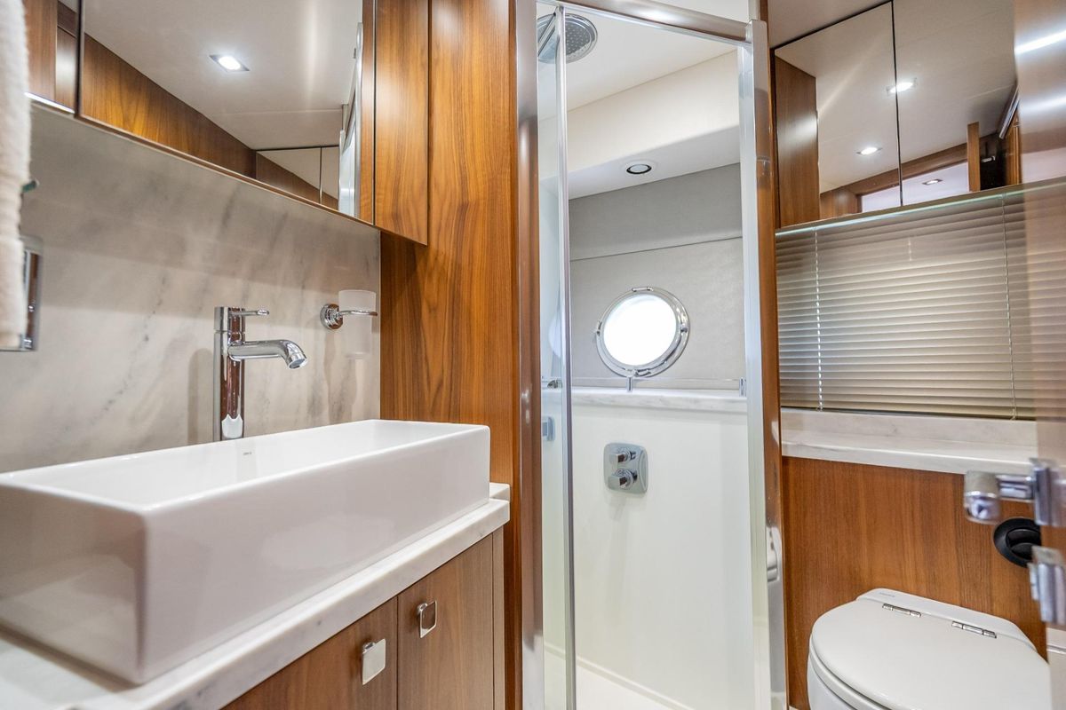 2018 Sunseeker 57 