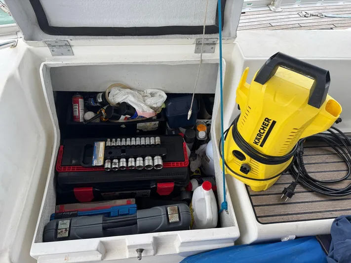 Inner Smile Yacht Photos Pics 