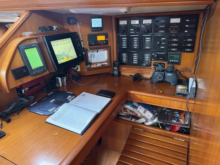 Inner Smile Yacht Photos Pics 