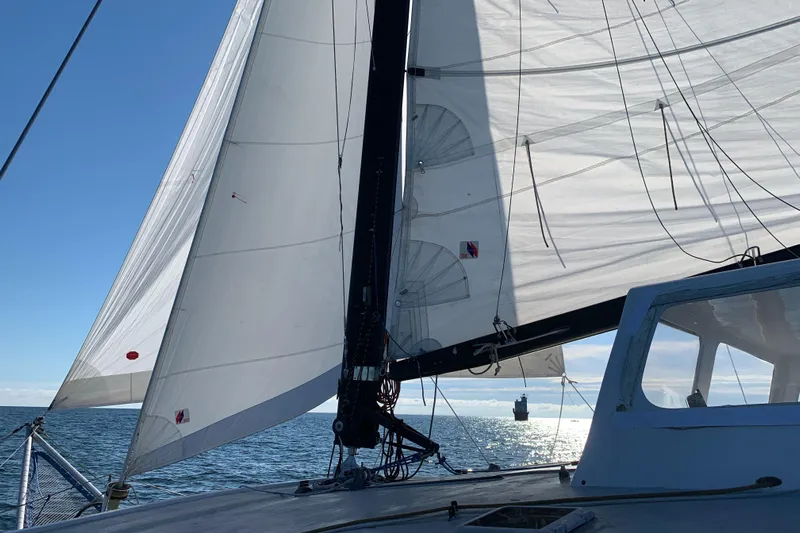 Ocean Zen Yacht Photos Pics 