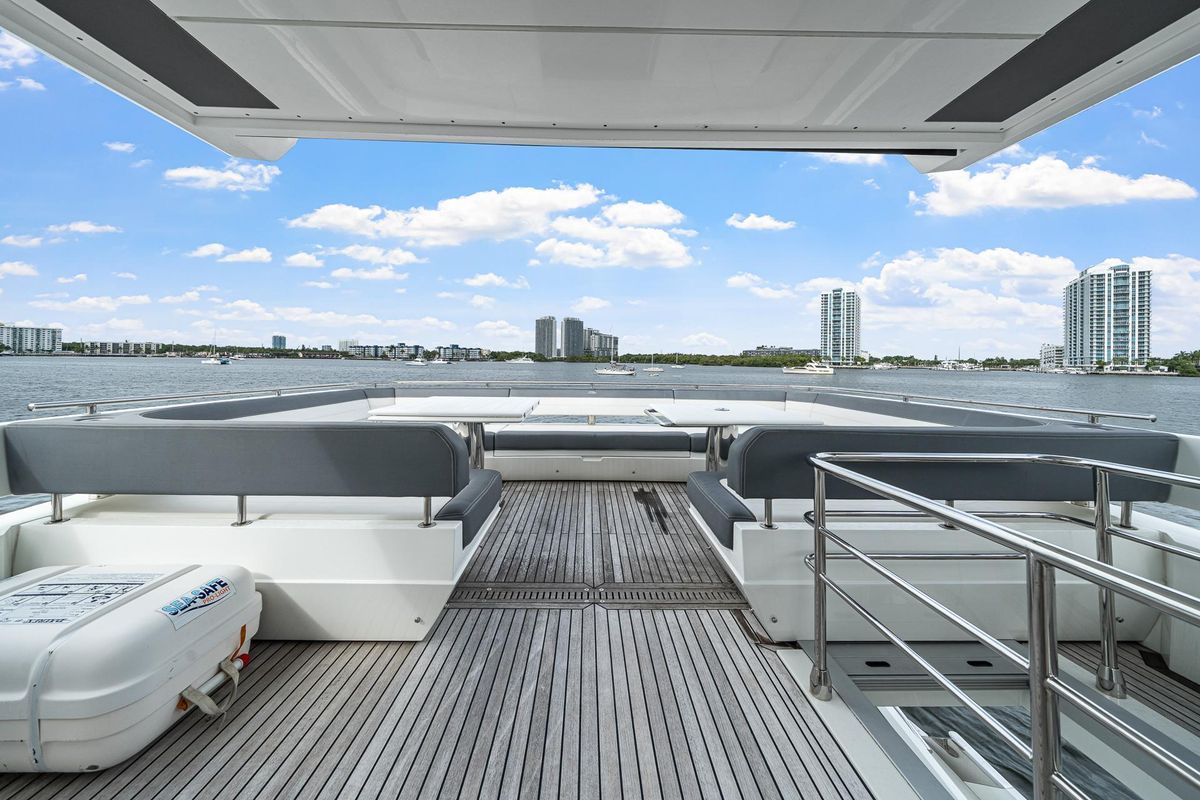 2021 Galeon 68 