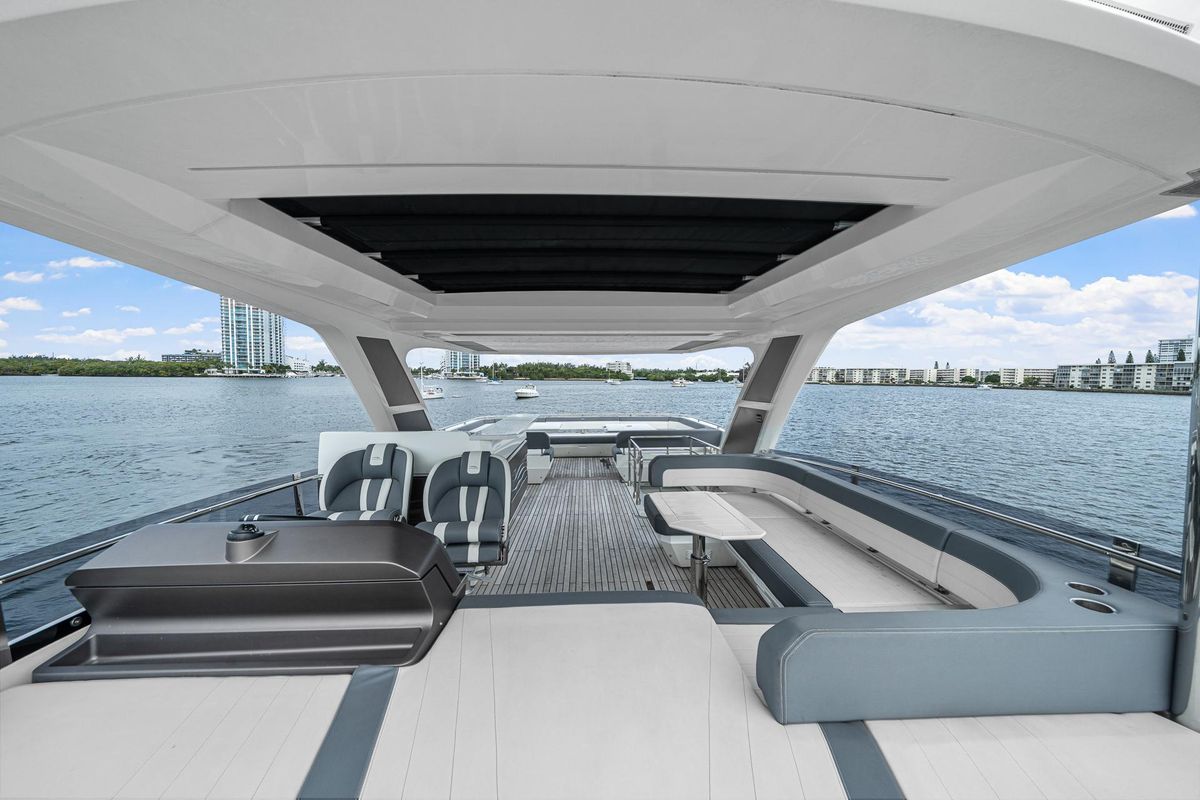 2021 Galeon 68 