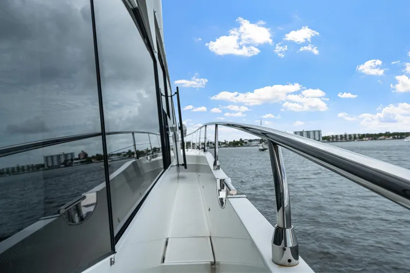 Live More Yacht Photos Pics 