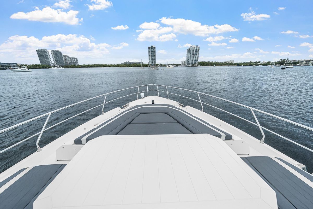 2021 Galeon 68 