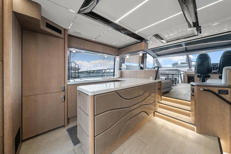 Live More Yacht Photos Pics 