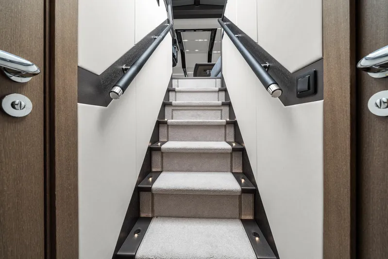 Live More Yacht Photos Pics 