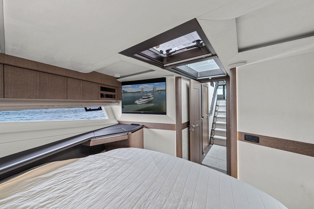 2021 Galeon 68 