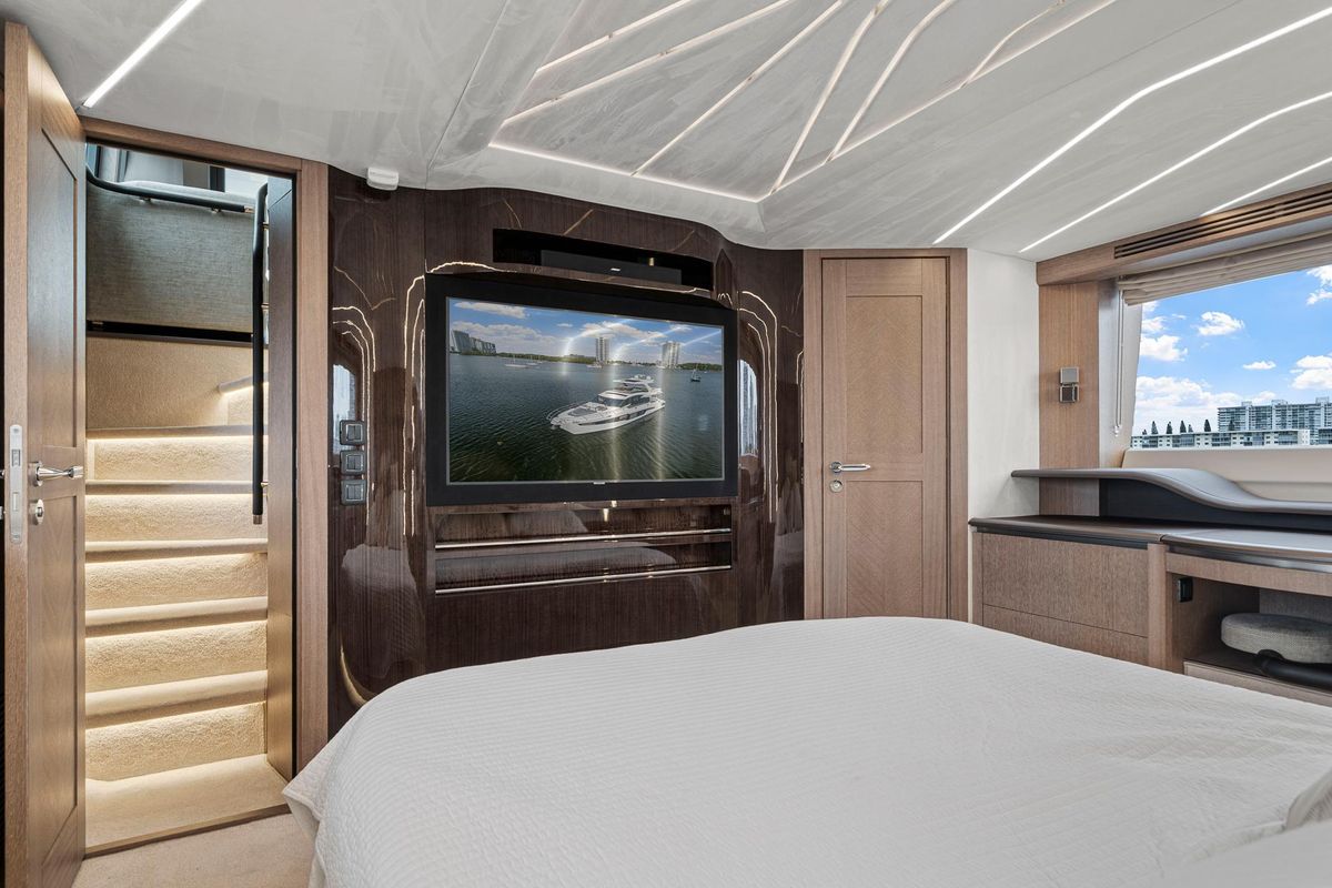 2021 Galeon 68 